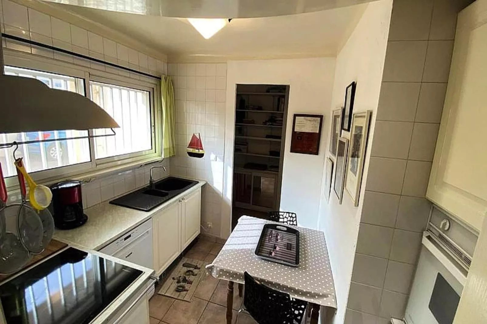 Résidence Les Tropiques-Keuken