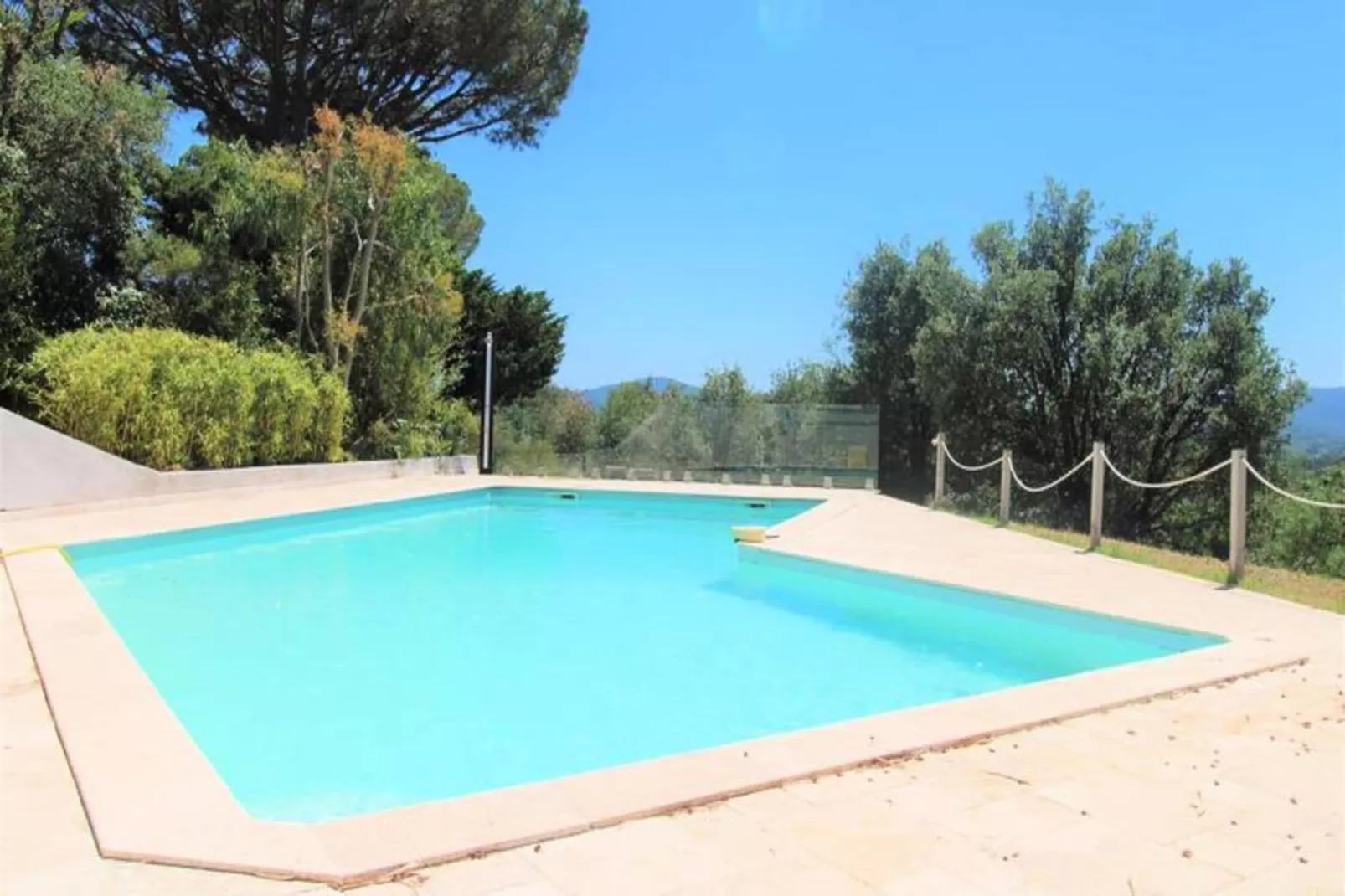 Résidence Hauts De Grimaud-Buitenkant zomer