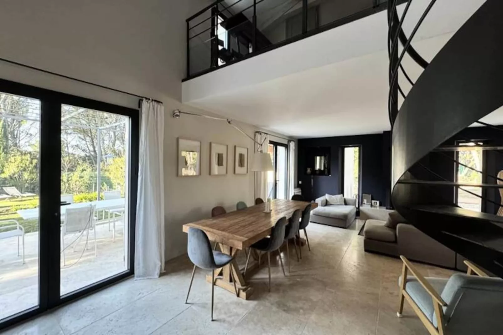 Bastide Blanche : Votre &eacute;vasion En Provence-Image-tags.