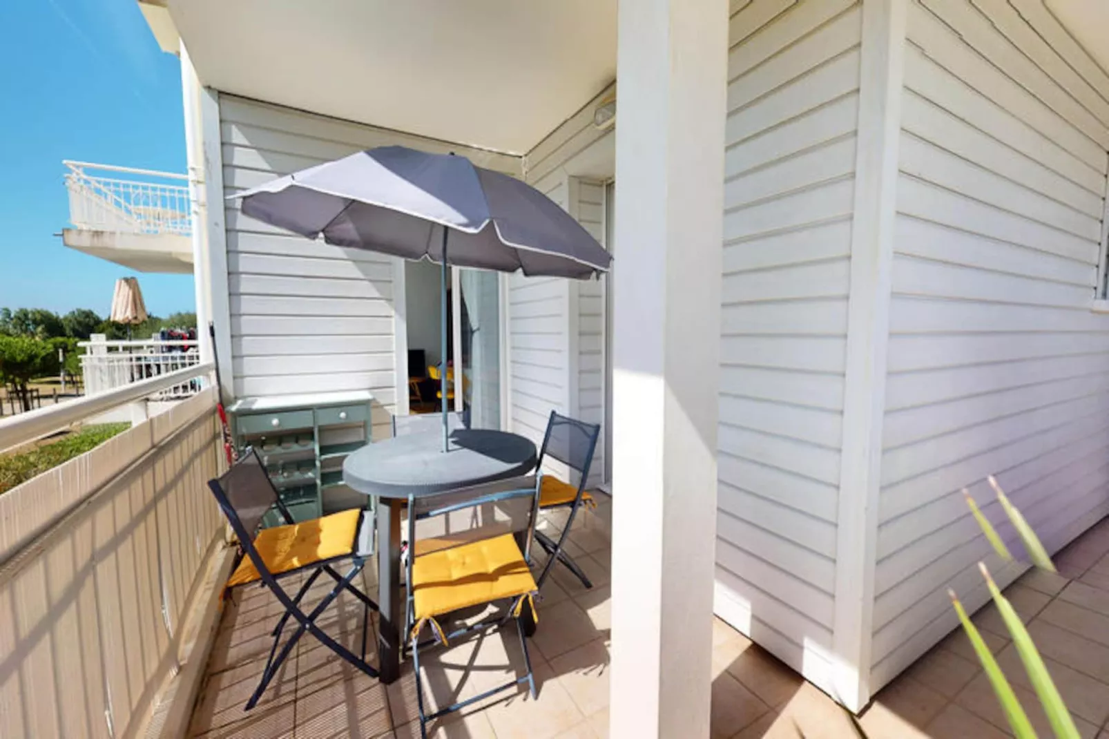 Appartements à Saint-Gilles-Croix-de-Vie-Image-tags.