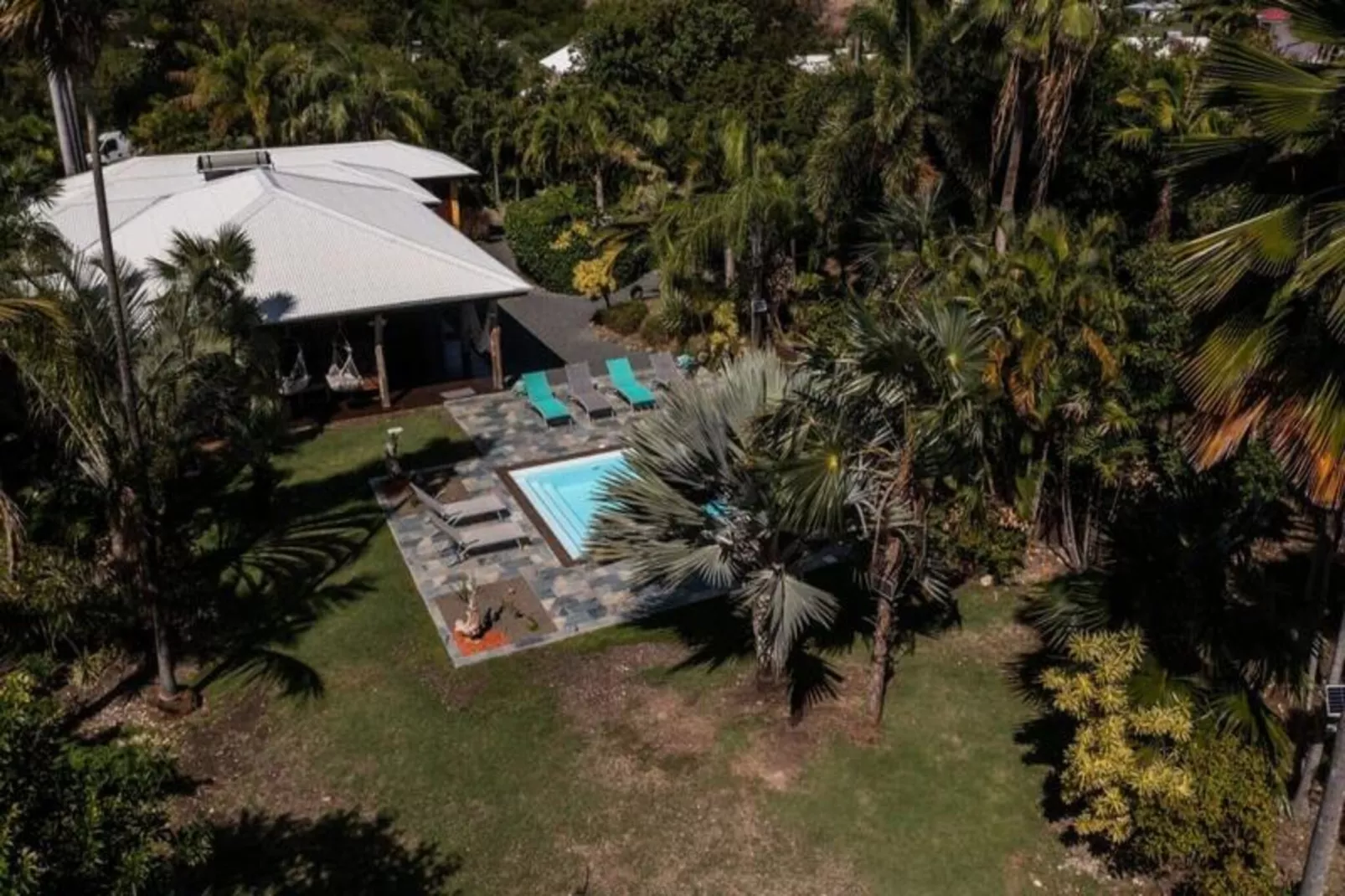 Villa Ma Vie La-Image-tags.