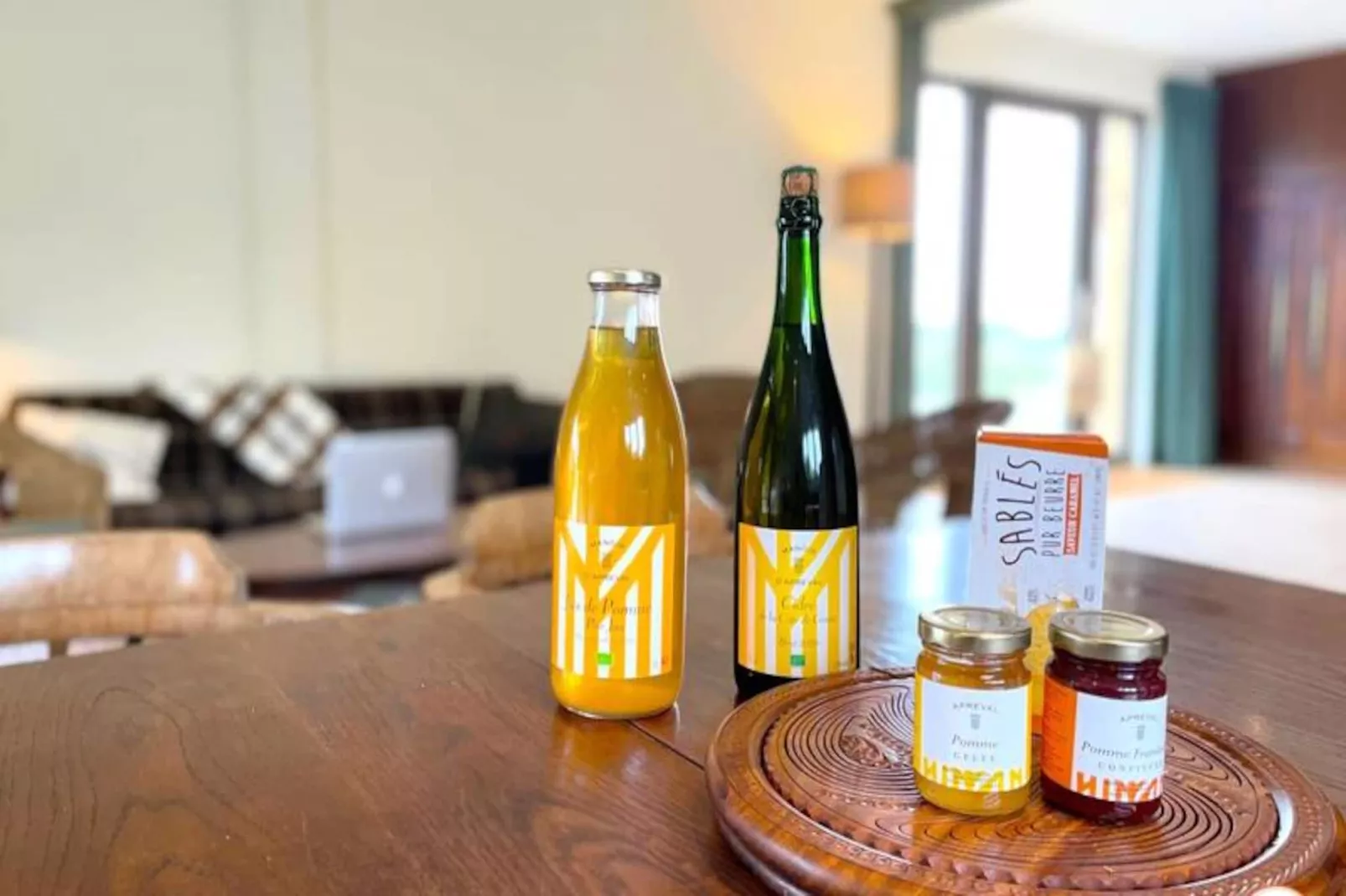 🐦 La Hulotte - Domaine D'apreval - Campagne-Image-tags.