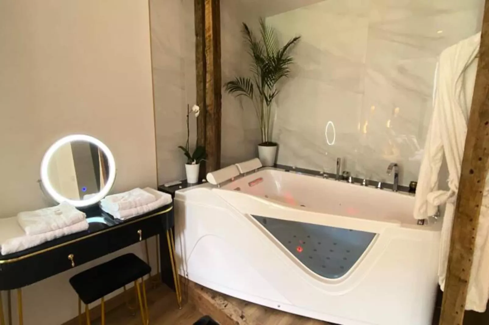 19a - Le Septi&egrave;me Ciel, Cocoon Lover-Image-tags.