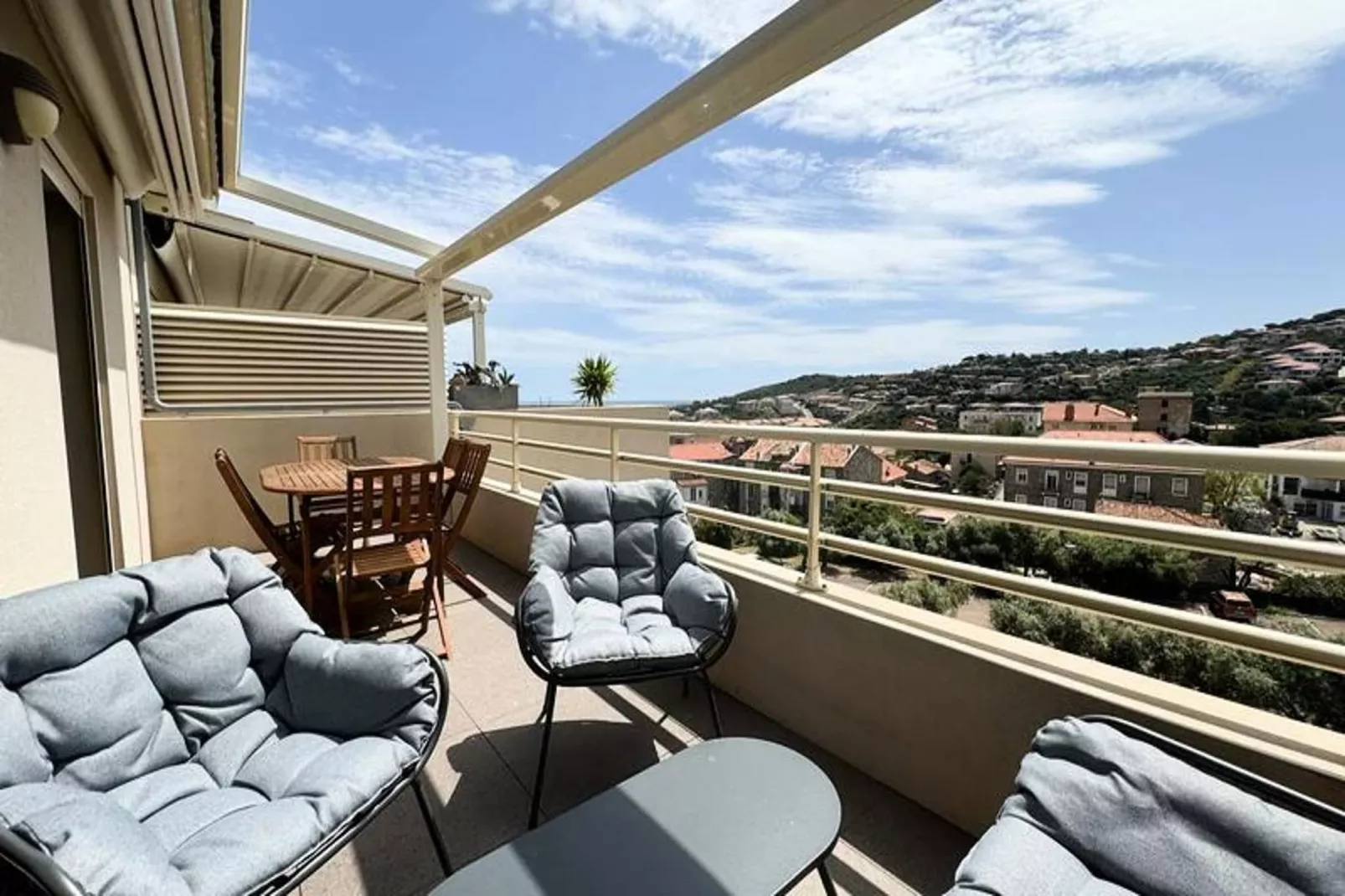 Résidence Jardins De Quatrina-Terrasbalkon