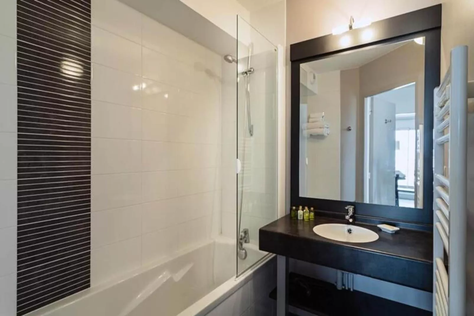 Résidence Les Villas du Spa****-Buitenkant zomer