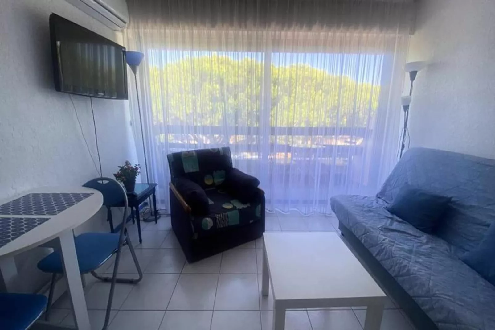 Résidence "escale Port"-Woonkamer