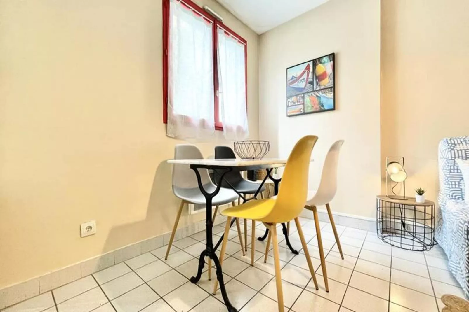 | Le F&eacute;lix 🌞 | Proche Gem, Gare | Tout &eacute;quip&eacute;-Eetkamer