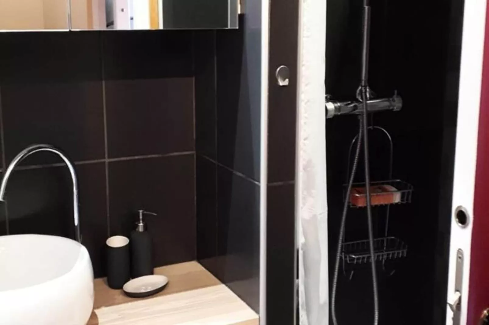 Résidence Helios - Badkamer