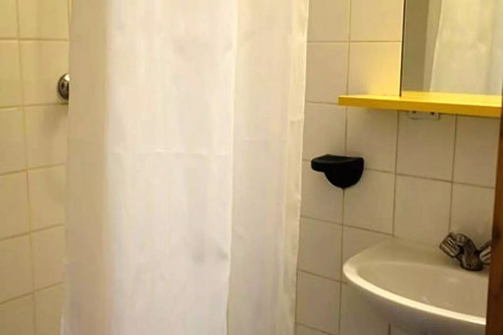 Résidence Ours Blanc P&v-Badkamer