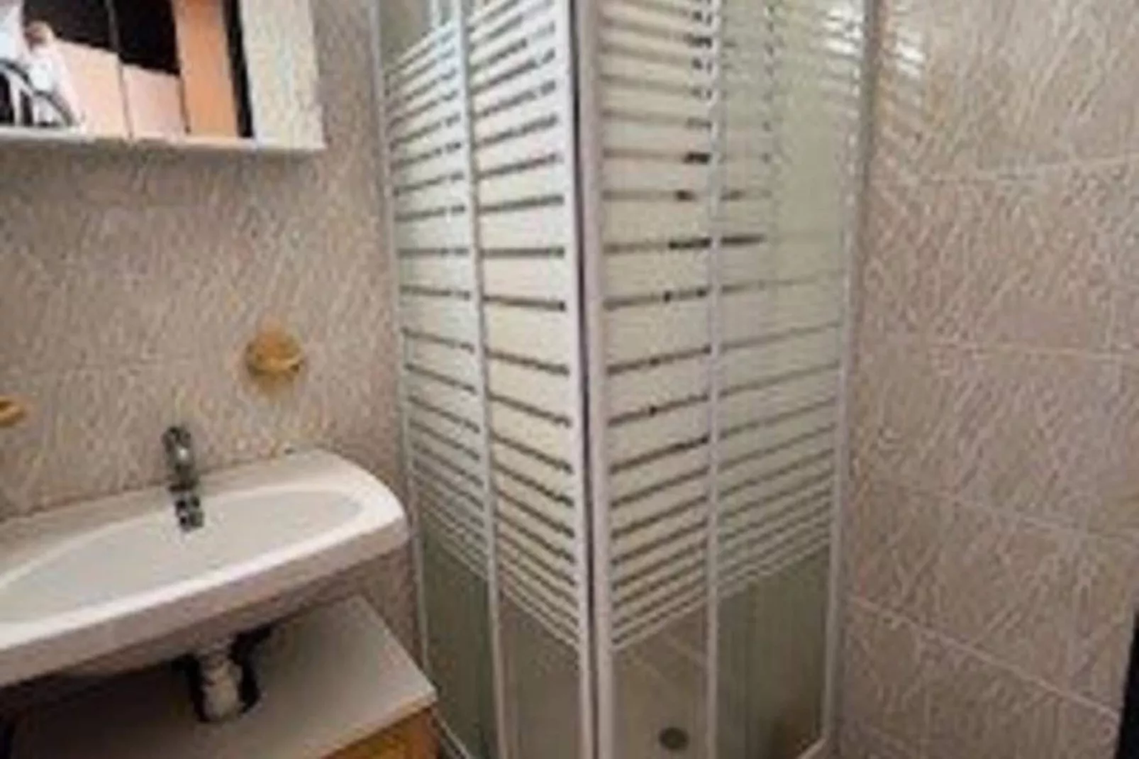 Résidence Grand Sud-Badkamer