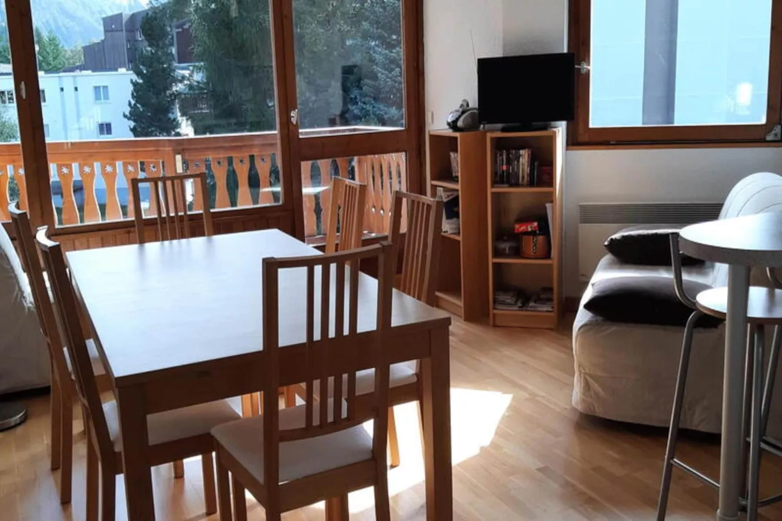 Résidence Plein Sud C-Eetkamer