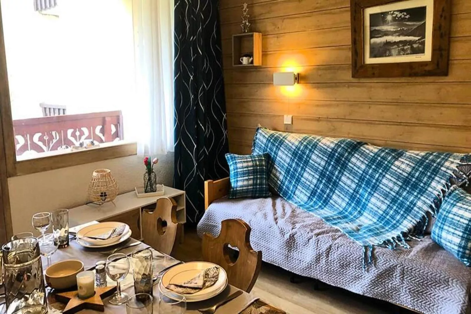 Résidence Camarine-Eetkamer