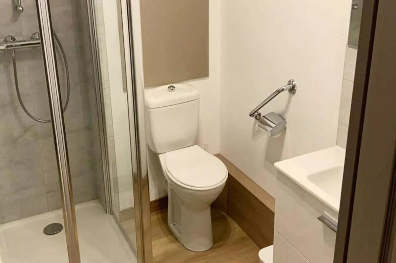 Résidence Valeriane-Uitzicht zomer