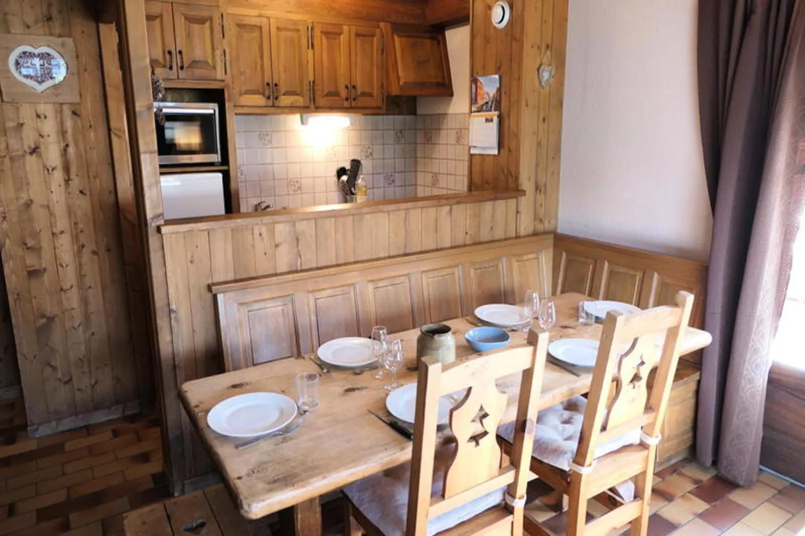 Résidence La Gelinotte-Eetkamer