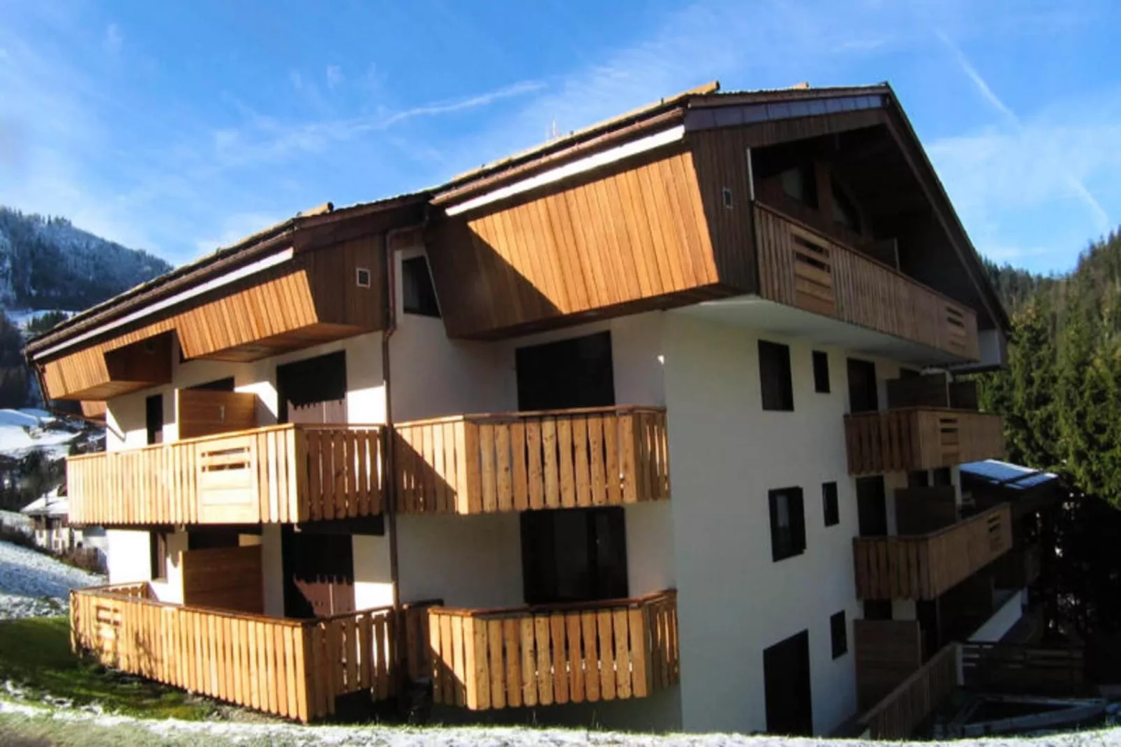 Appartements à La Clusaz-Buitenkant zomer