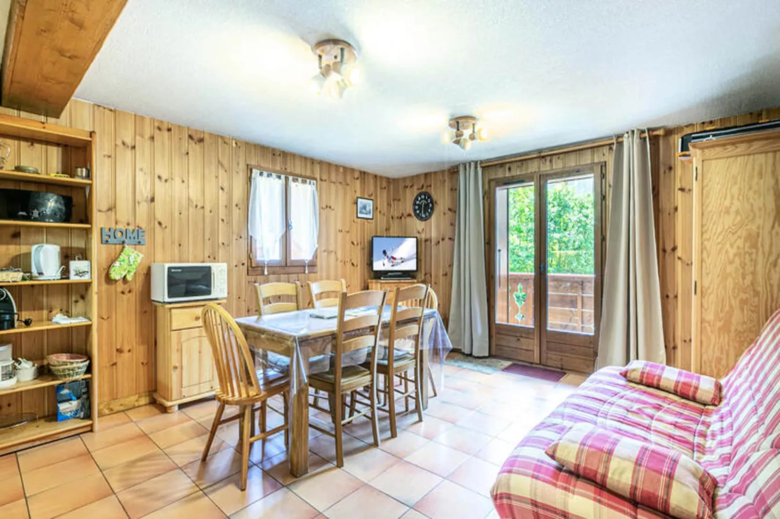 Résidence Coq De Bruyere-Eetkamer