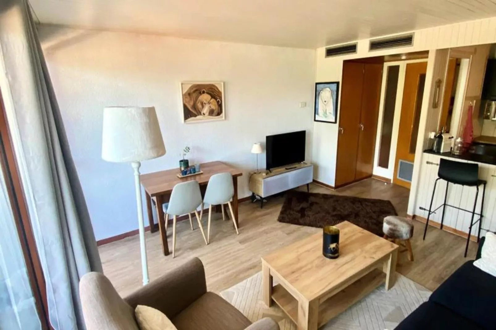 Résidence Les Seilles-Eetkamer