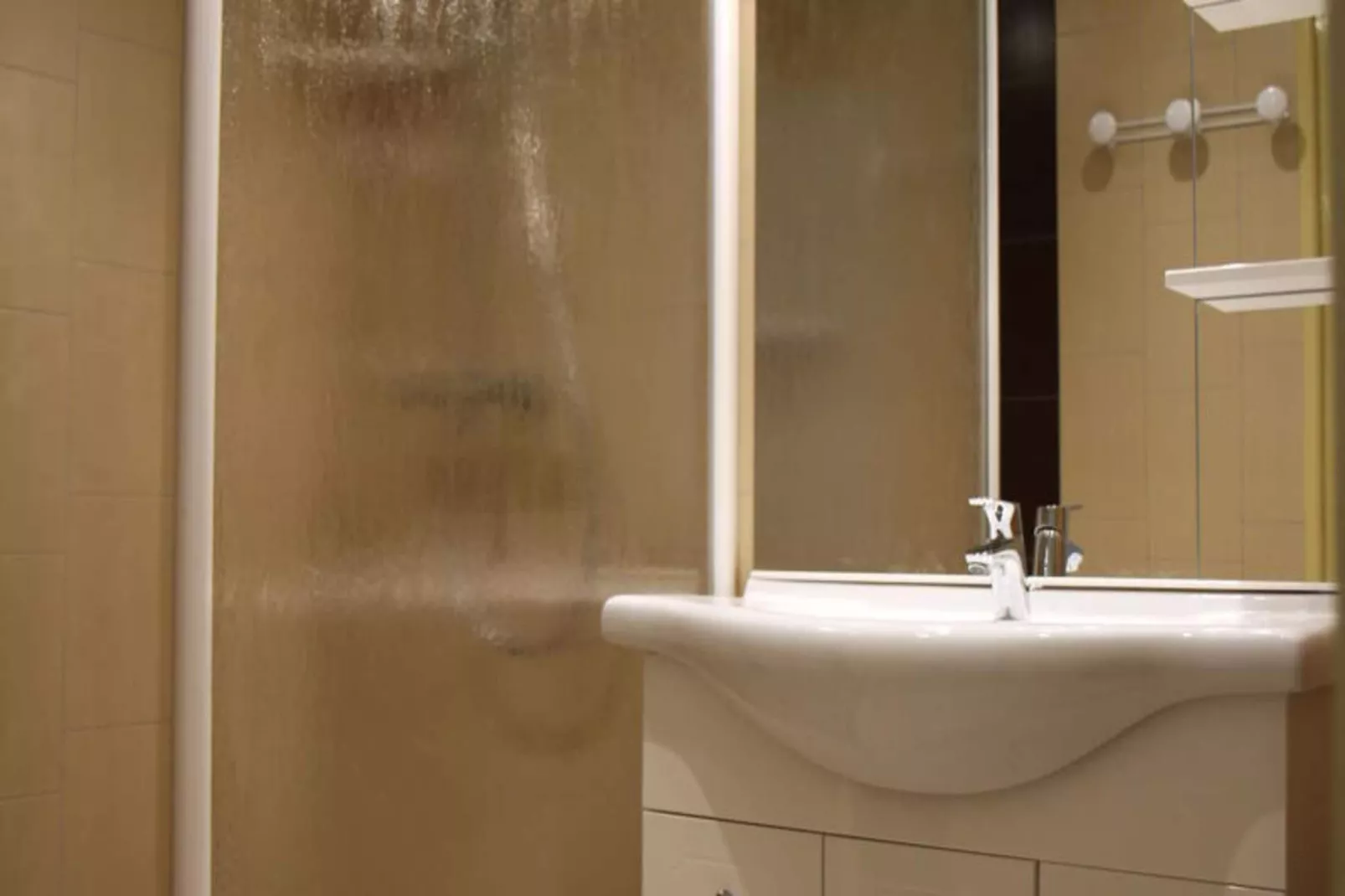 Appartement 7 pers. avec terrasse-Badkamer