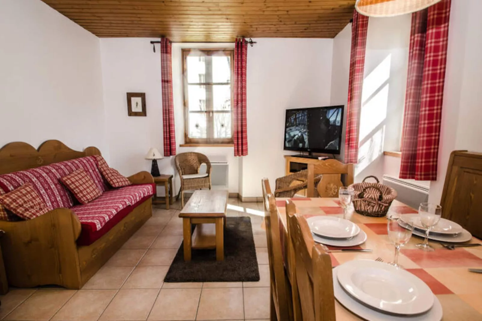 Résidence Trevougni-Image-tags.