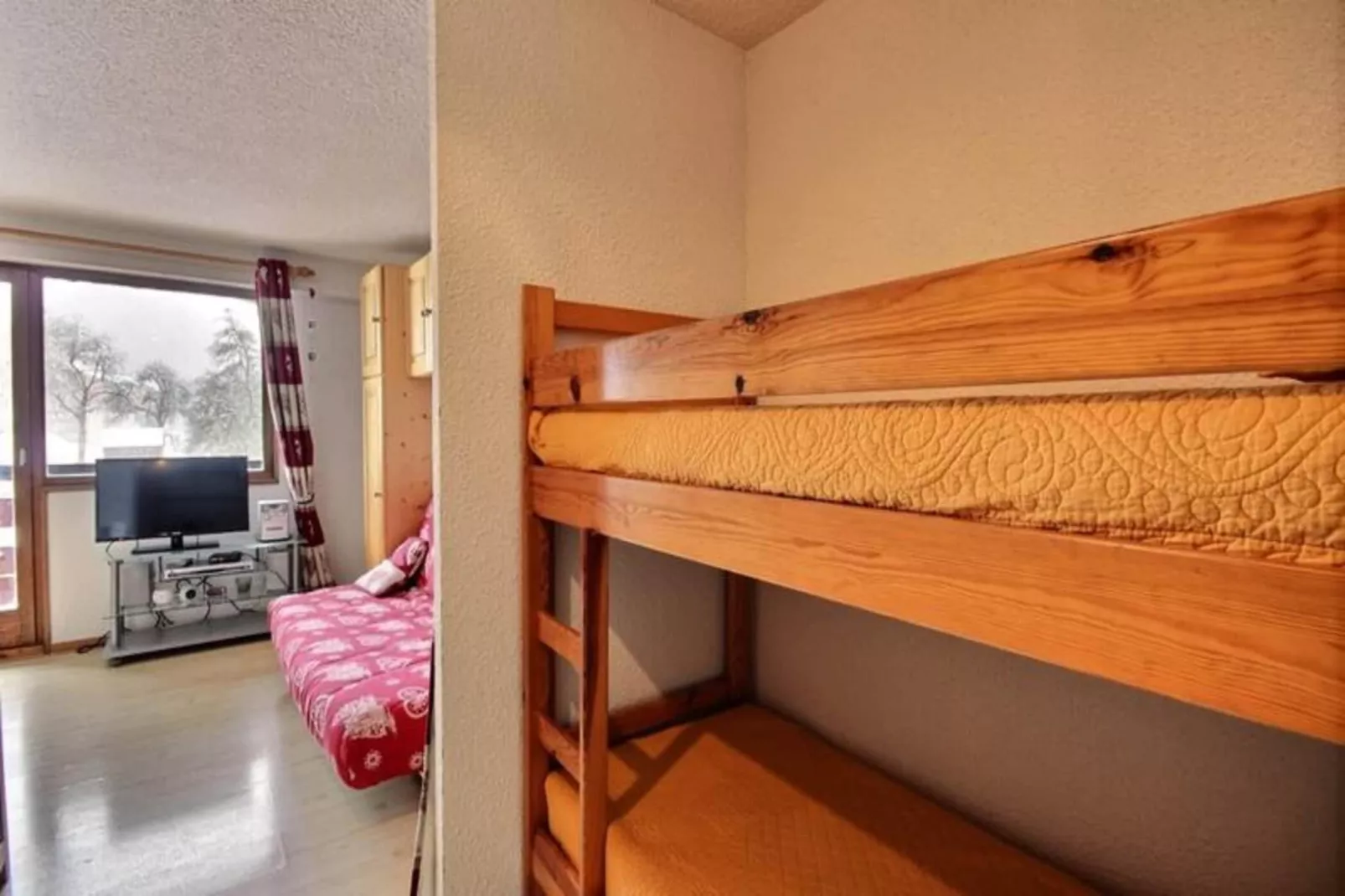 Studio à Saint Jean d'Aulps-Buitenkant zomer