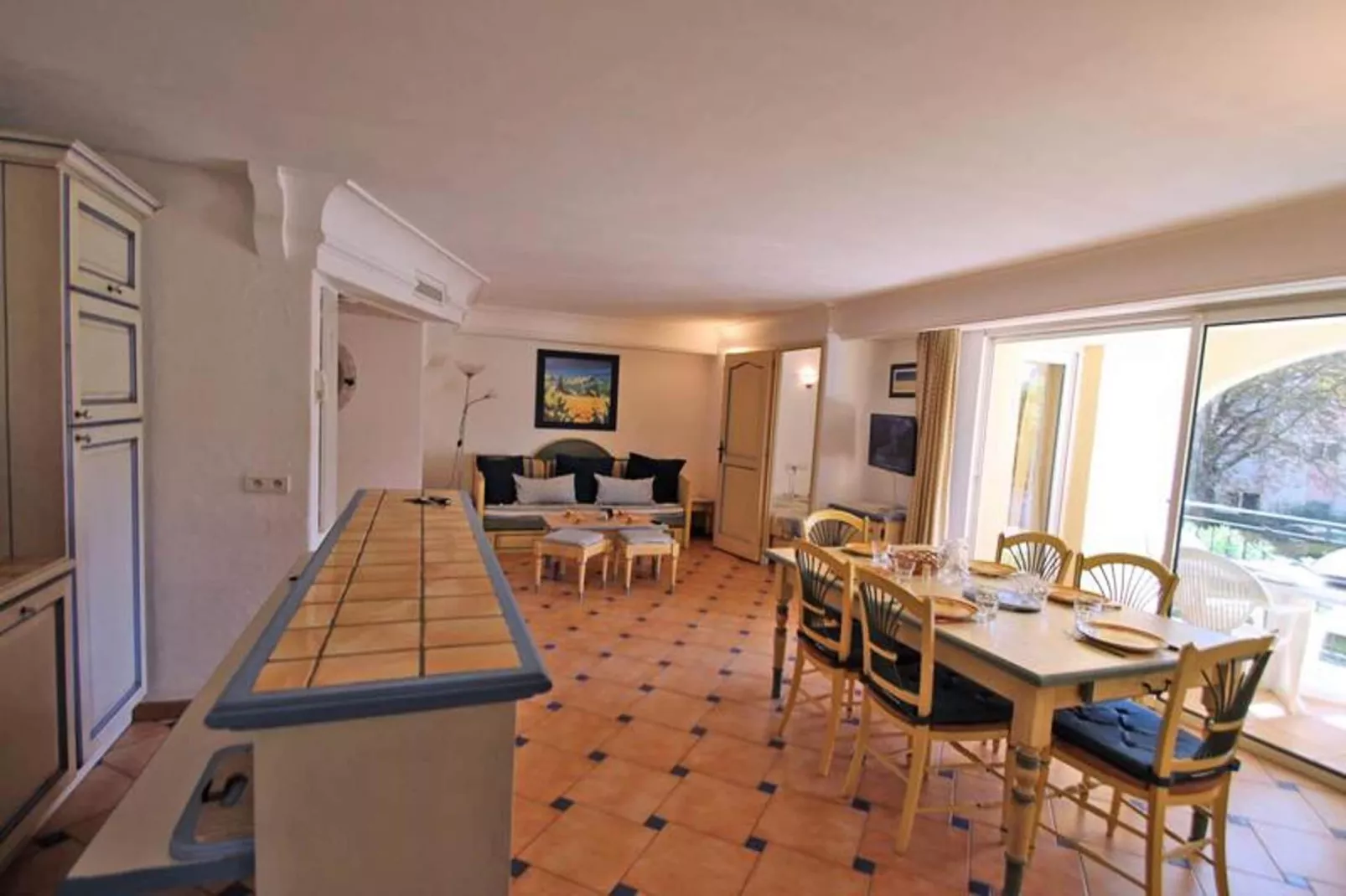 Résidence Port Marine-Eetkamer