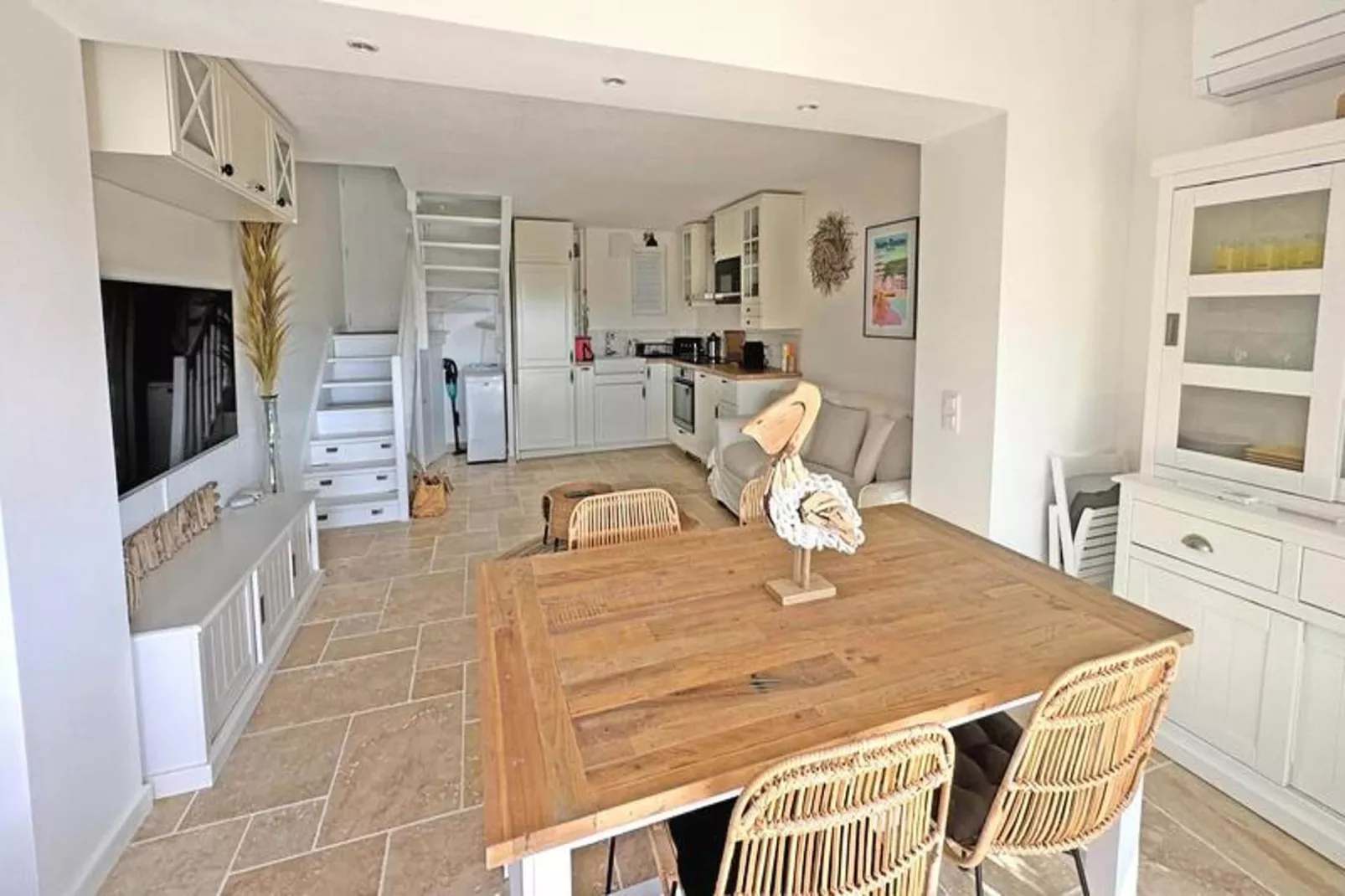 Résidence Bastides De Guerrevieille-Eetkamer