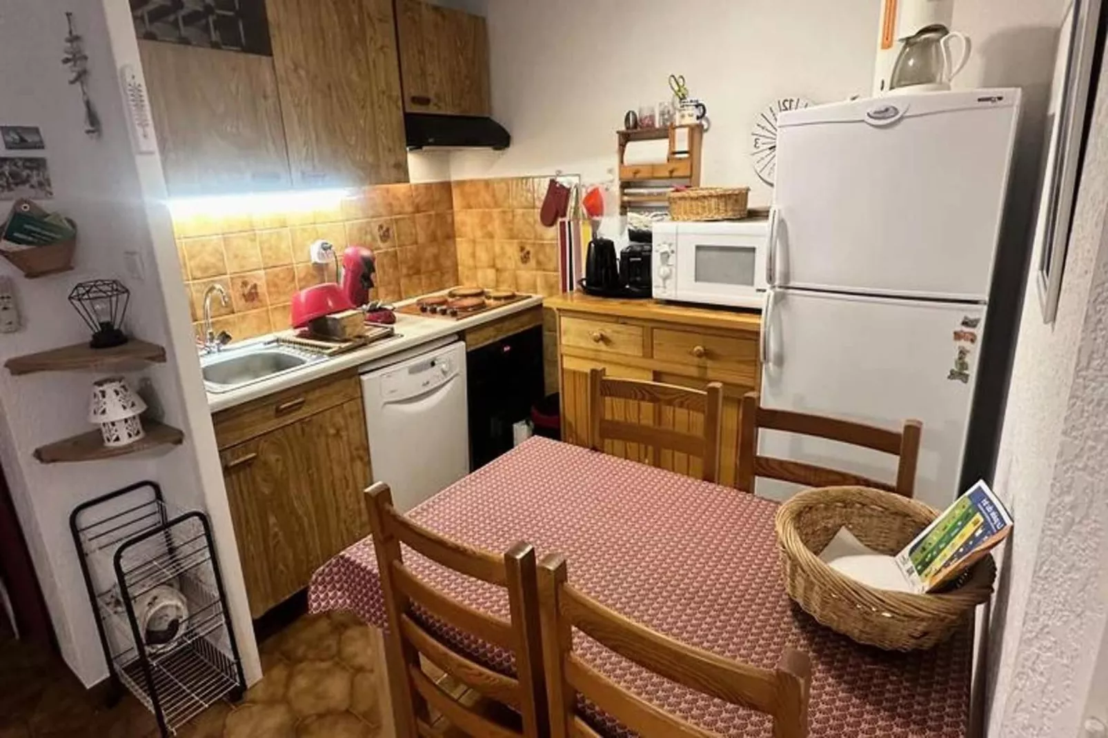 Résidence Alisier-Eetkamer