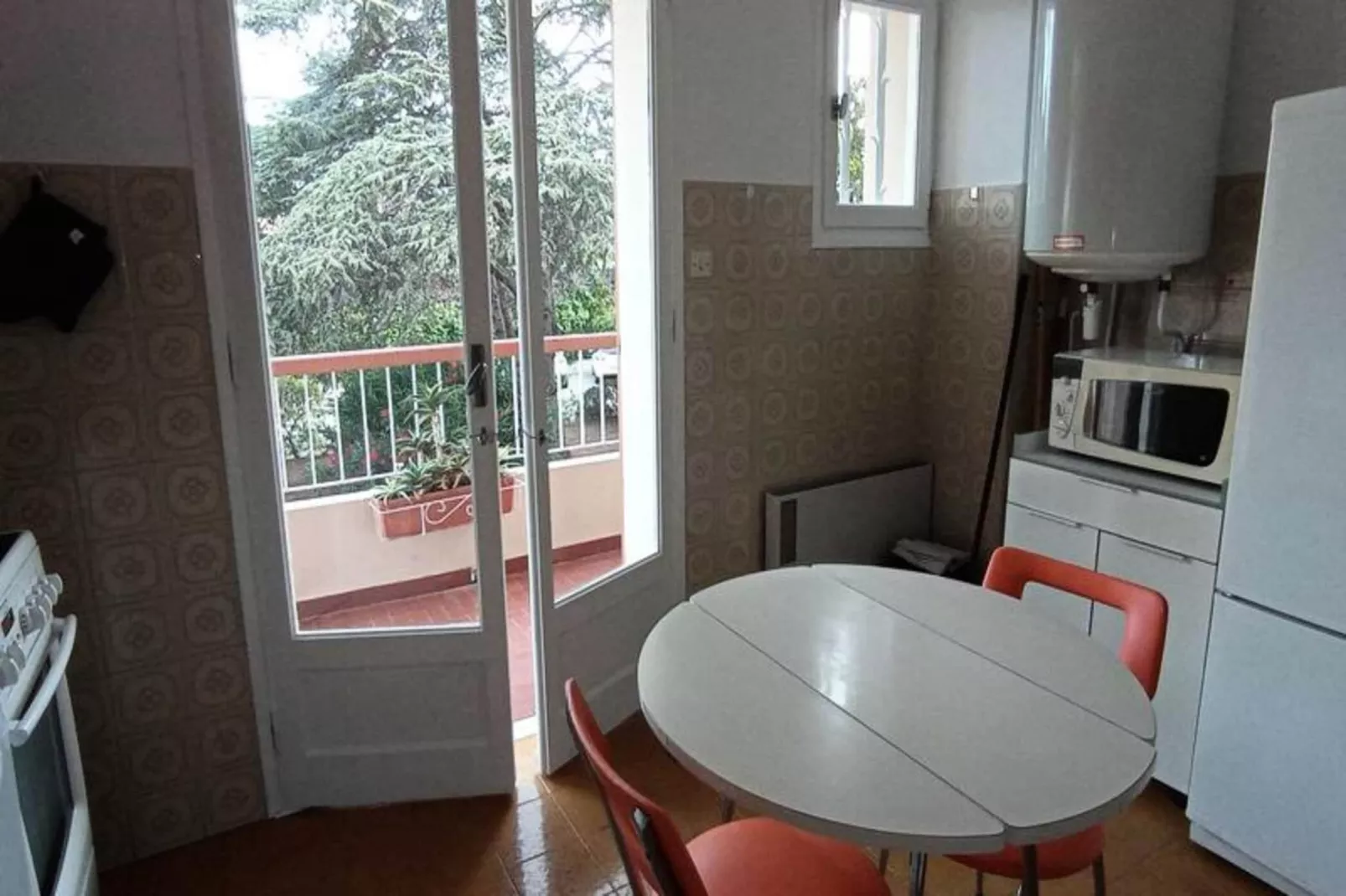 Résidence Bagatelle-Buitenkant zomer