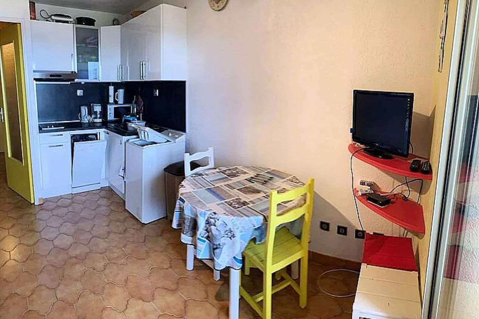 Résidence Marines D'aryana-Keuken