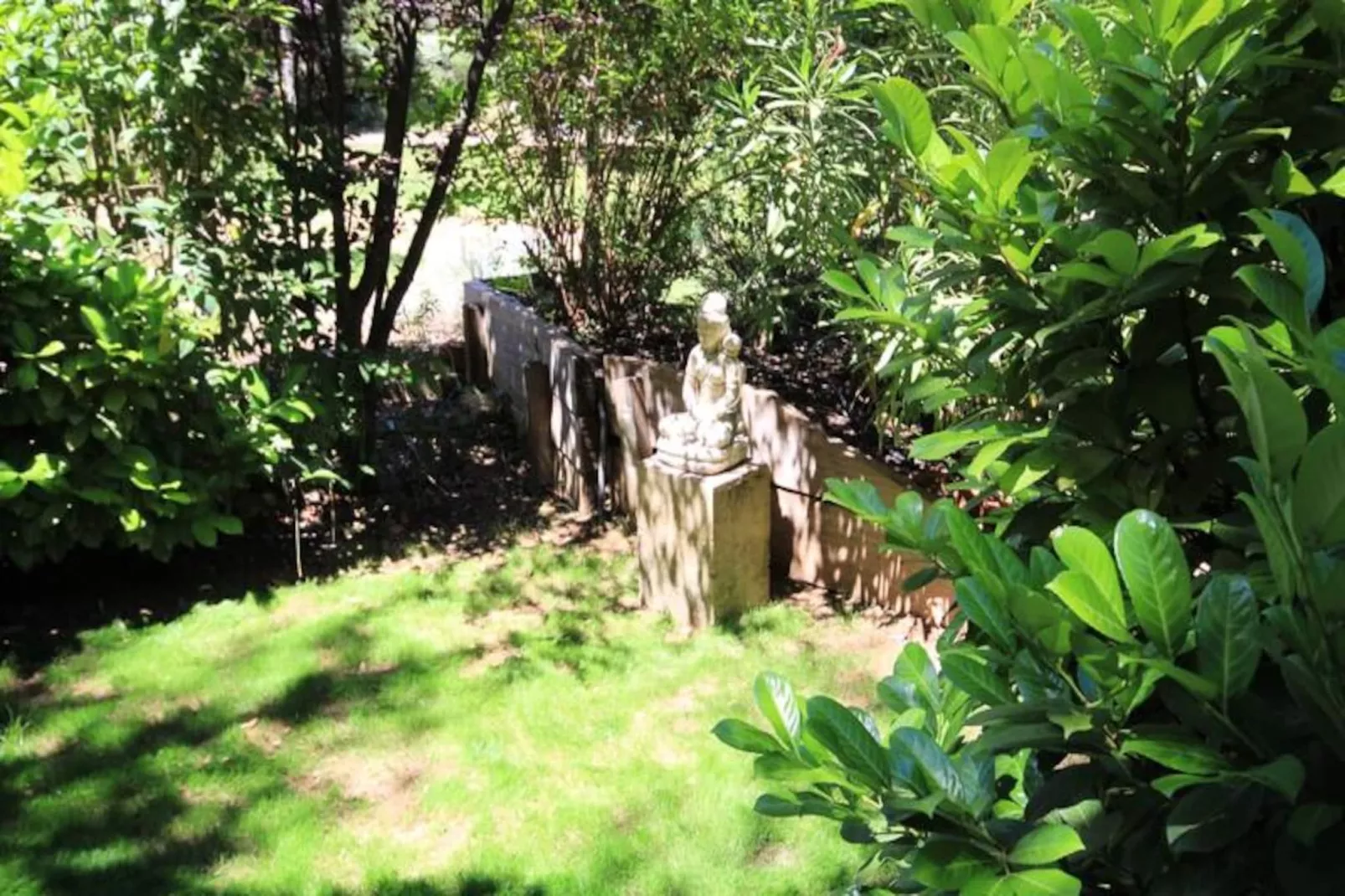 L'oubradou, Mas De Charme, Piscine Partag&eacute;e En Provence, Nature Et Calme-Image-tags.
