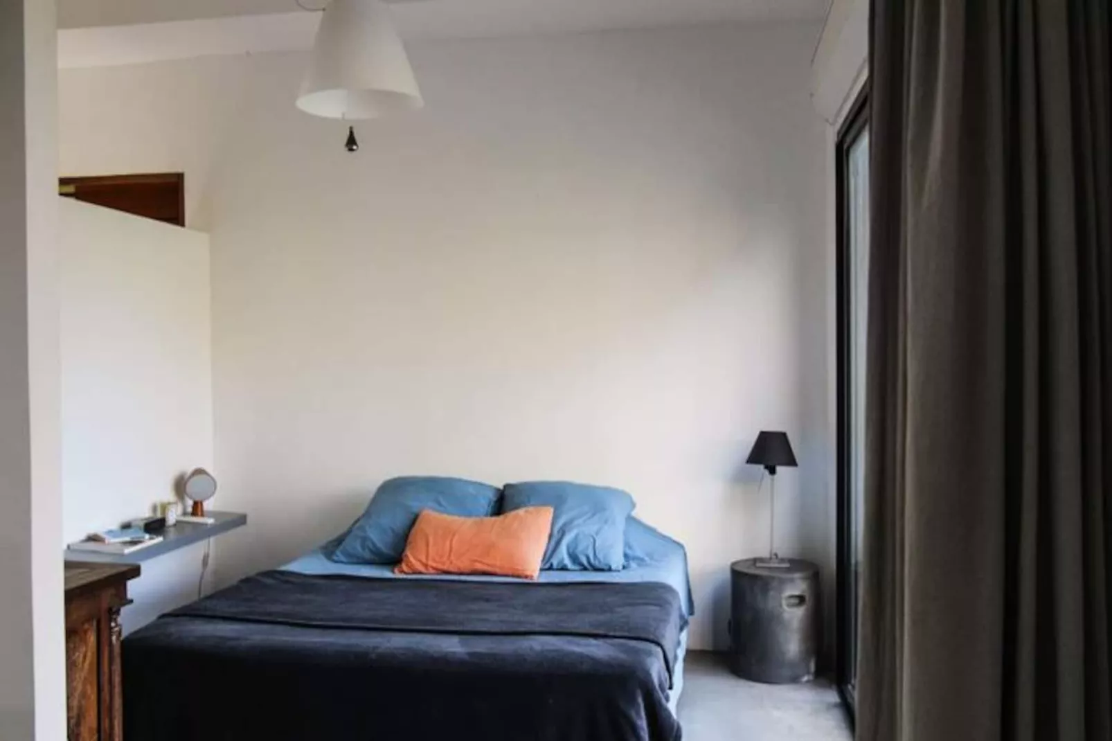 Villa Tiki-Image-tags.