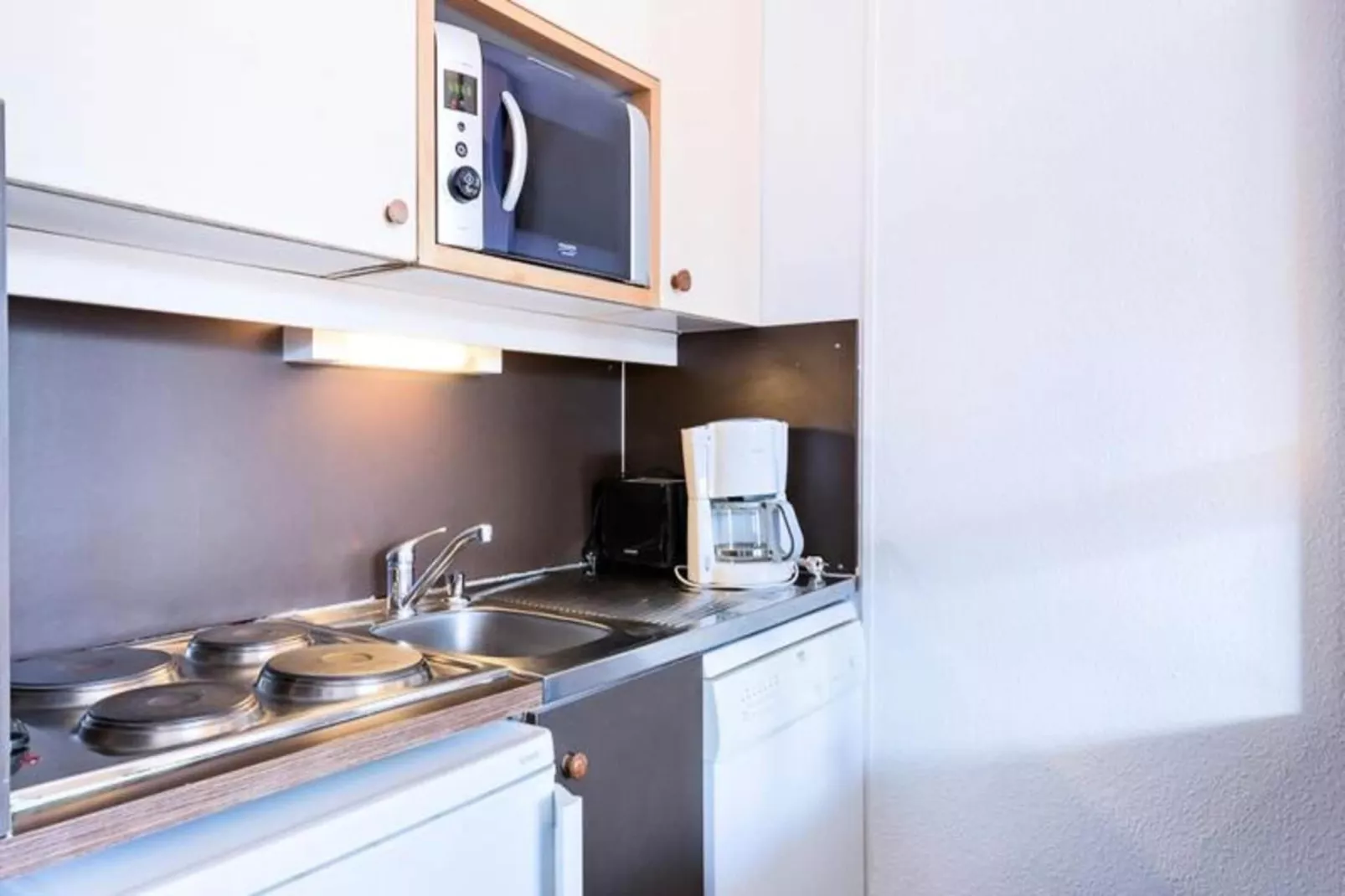 Résidence Les Fontaines Blanches - maeva Home-Buitenkant zomer