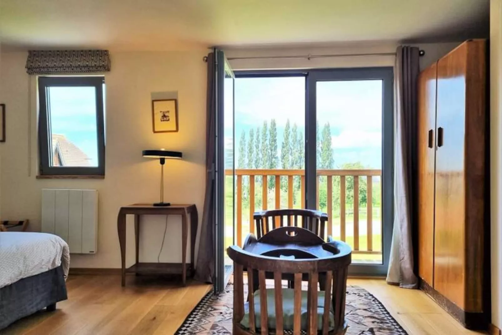 🍎 La Bergeronnette - Domaine D'apreval - Campagne-Image-tags.