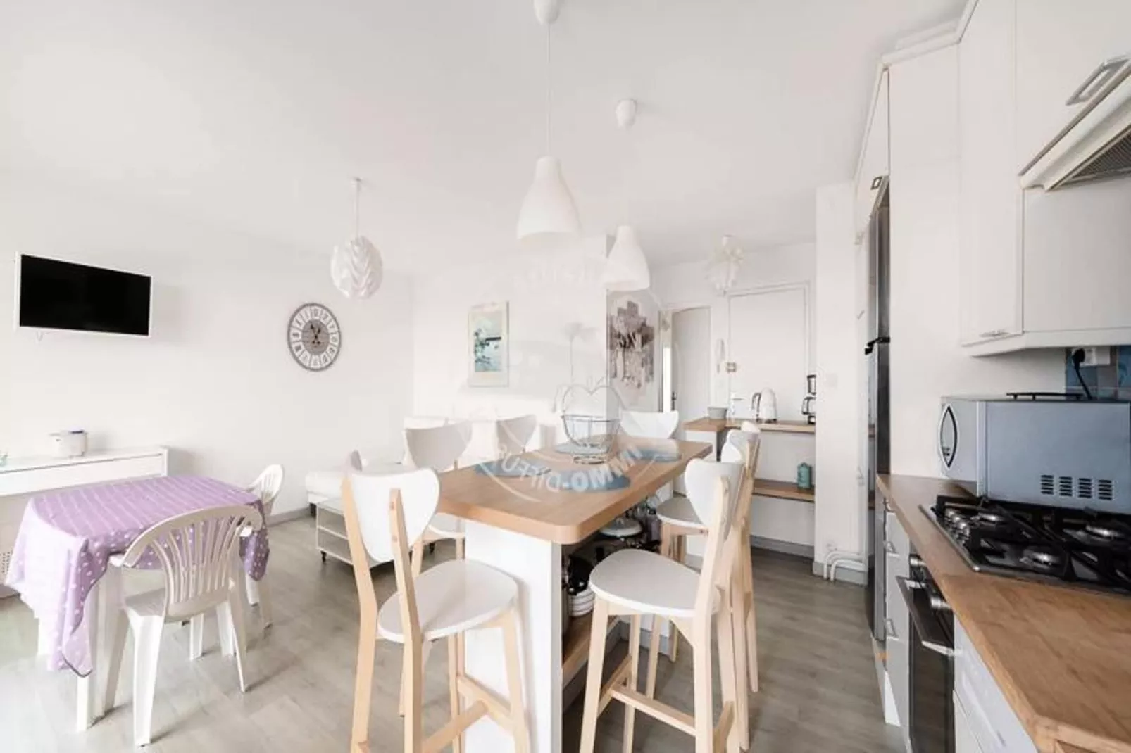 Résidence "le Frédéric Mistral"-Eetkamer