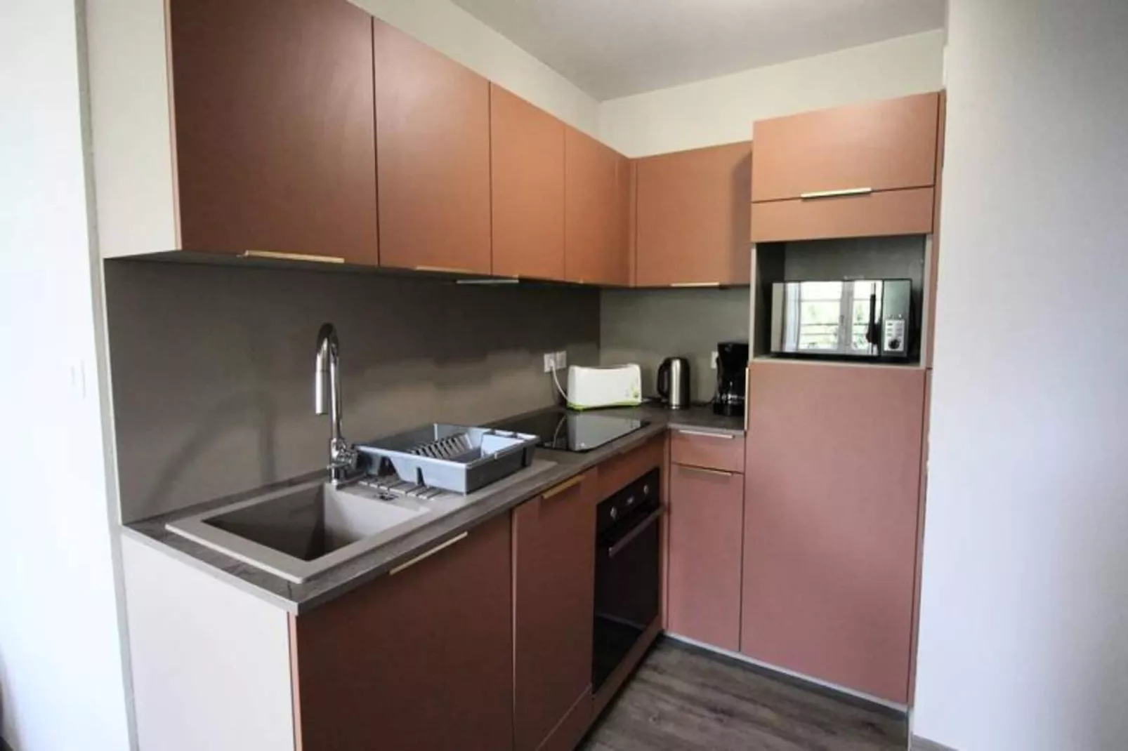 Résidence Grand Hotel-Buitenkant zomer