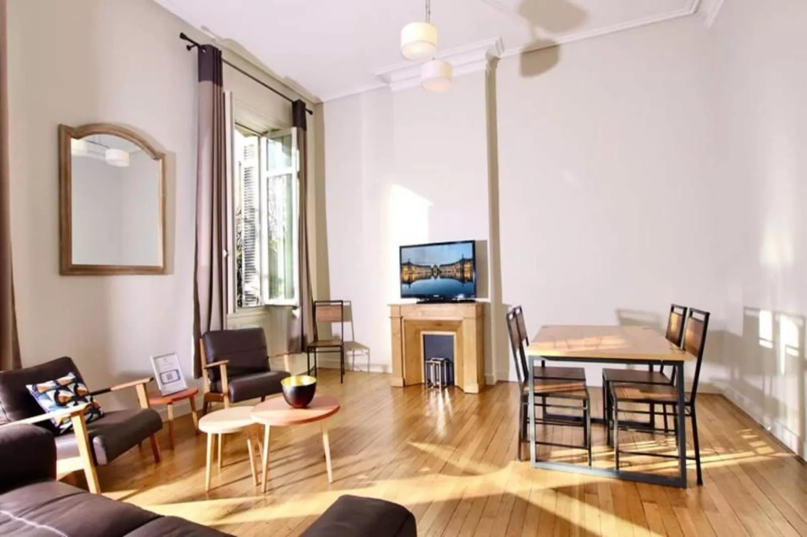 Magnifique Et Lumineux T3 De Charme Aux Quinconces Id&eacute;al Pour 4 Personnes-Sfeer