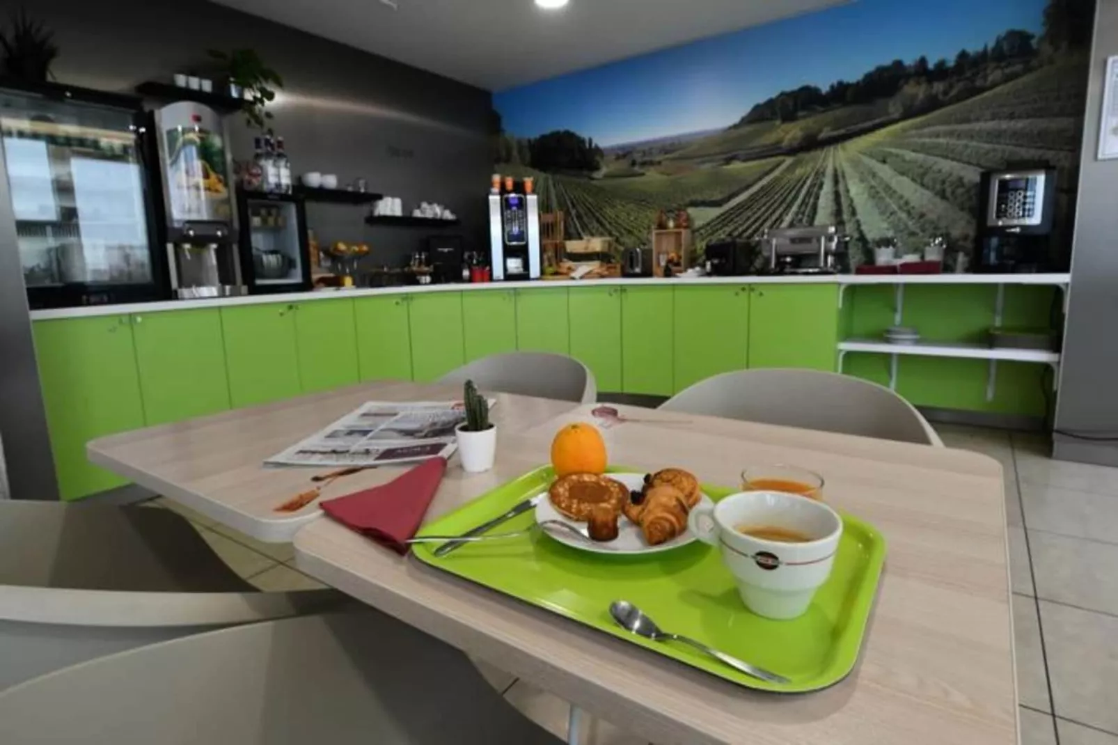 Appart'Hôtel Mer & Golf Bordeaux Bassins à Flot***-Eetkamer