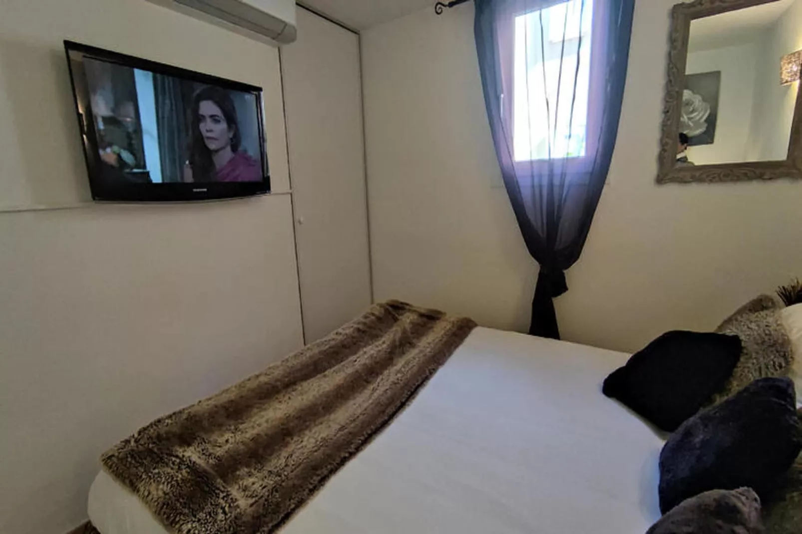 Résidence NATURISTE LA PALMERAIE-Slaapkamer