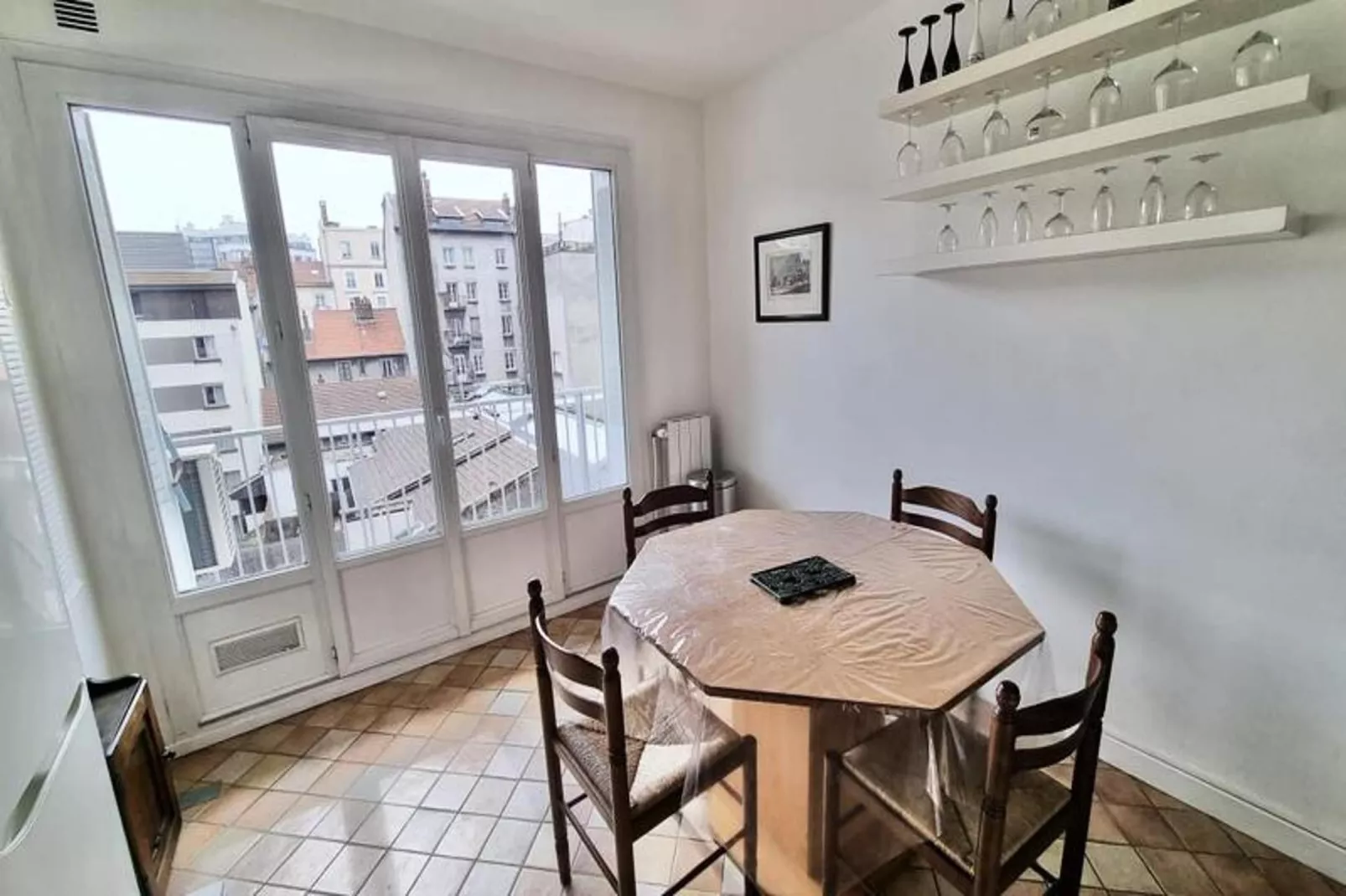 |chez Faffa 𓅂 | Spacieux T5 | Gare Sncf |-Eetkamer