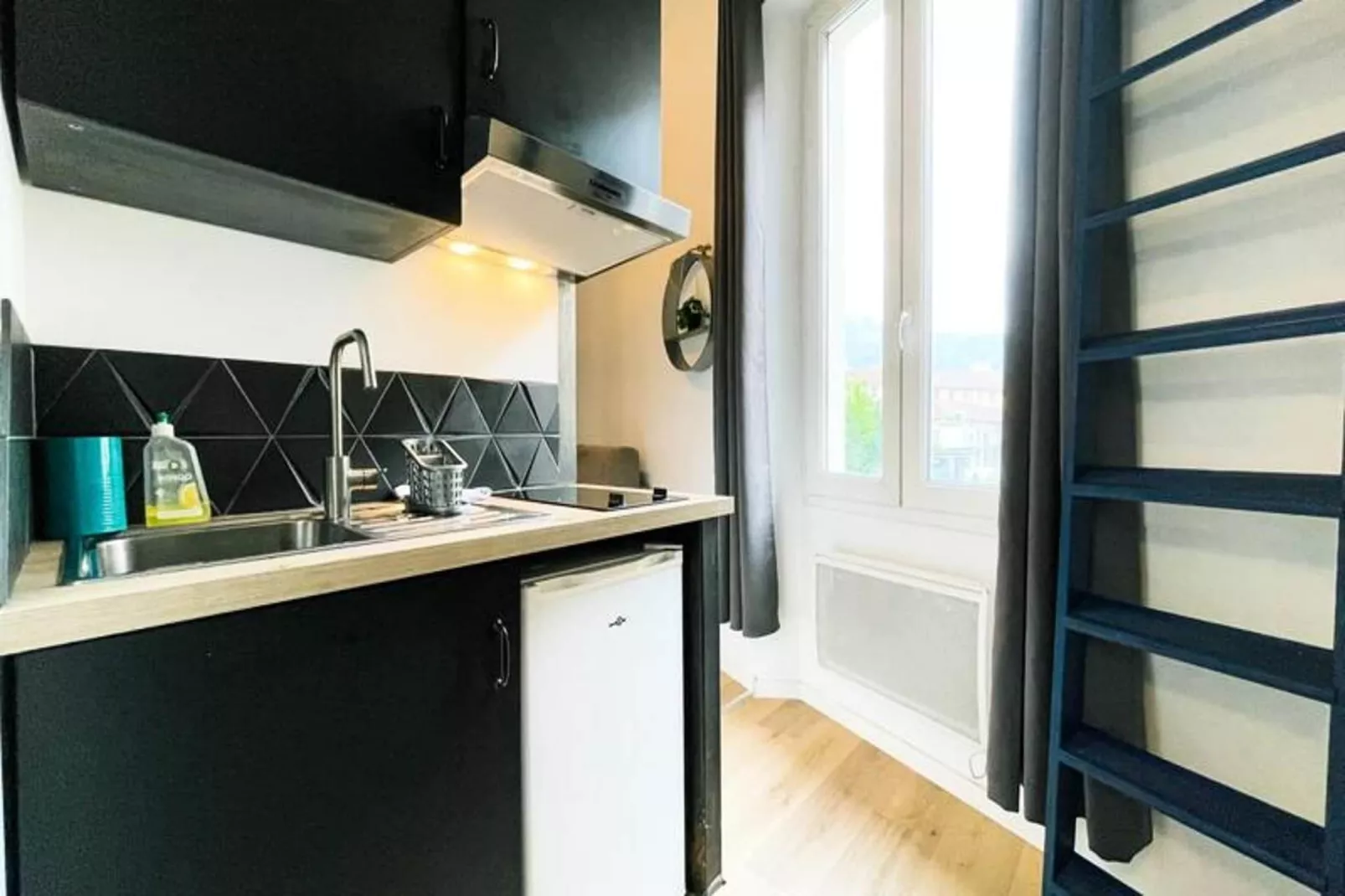 Le Nid D'altitude 🐦 - Studio Mezzanine - Tout &eacute;quip&eacute;-Keuken