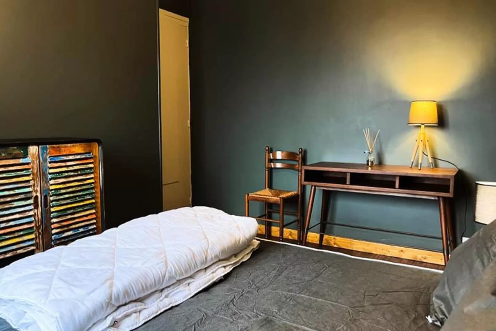 Le  Lumineux Et Confortable T4 Avec Vue🏔  - Alli&eacute;s-Slaapkamer