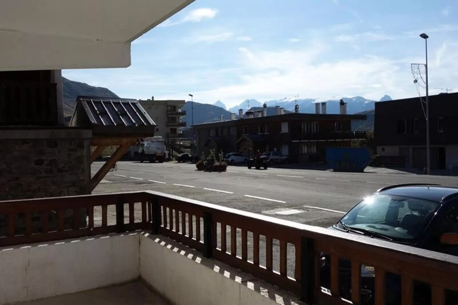 Résidence Lupins-Uitzicht zomer