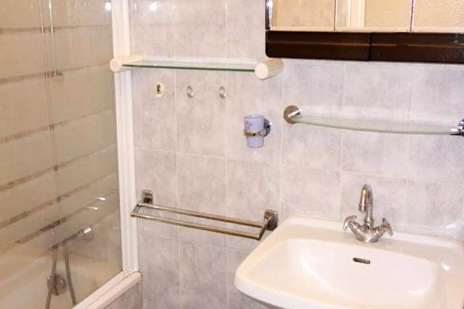 Résidence Pleiades-Badkamer