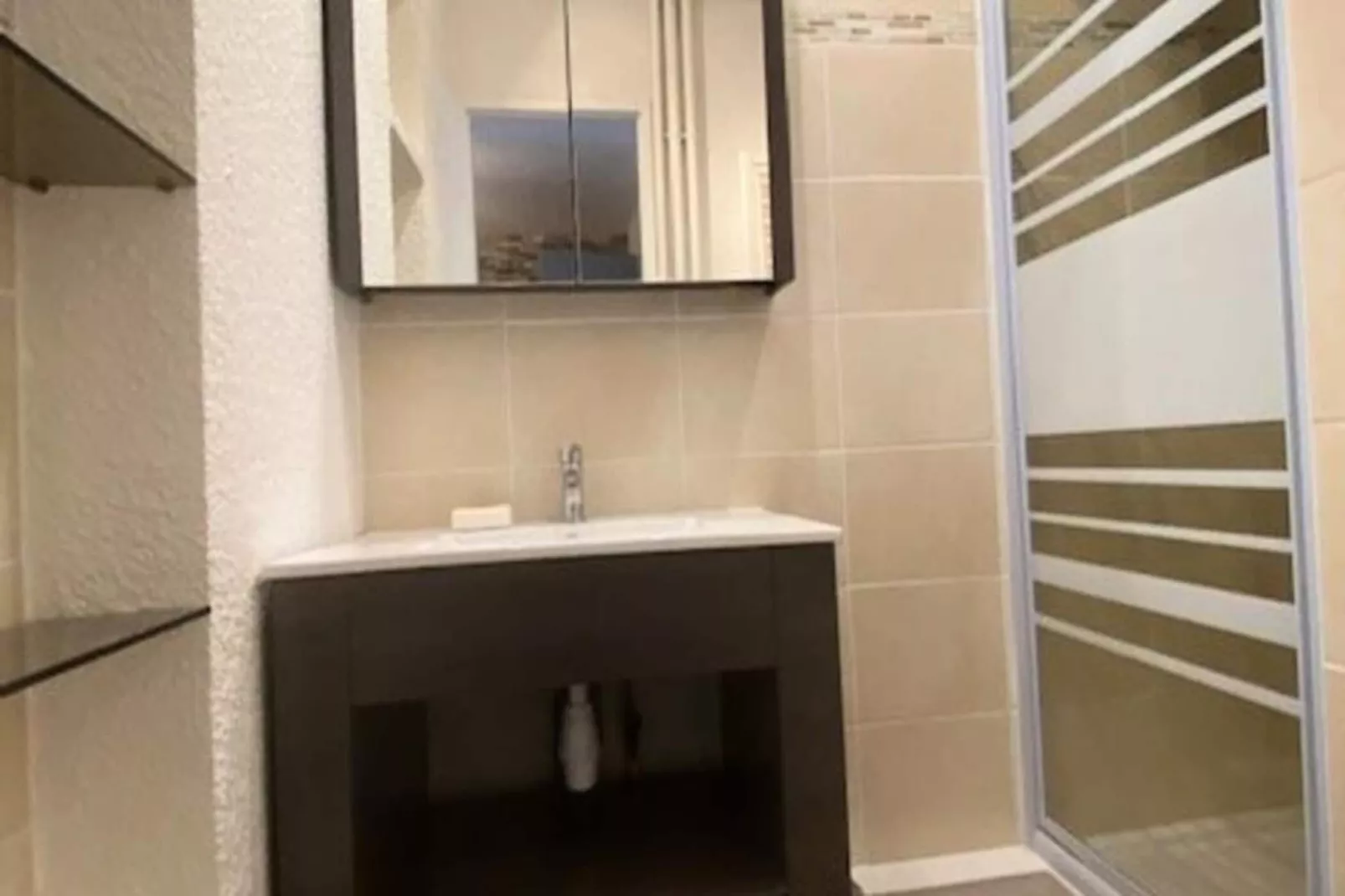 Résidence Cote Brune 3-Badkamer