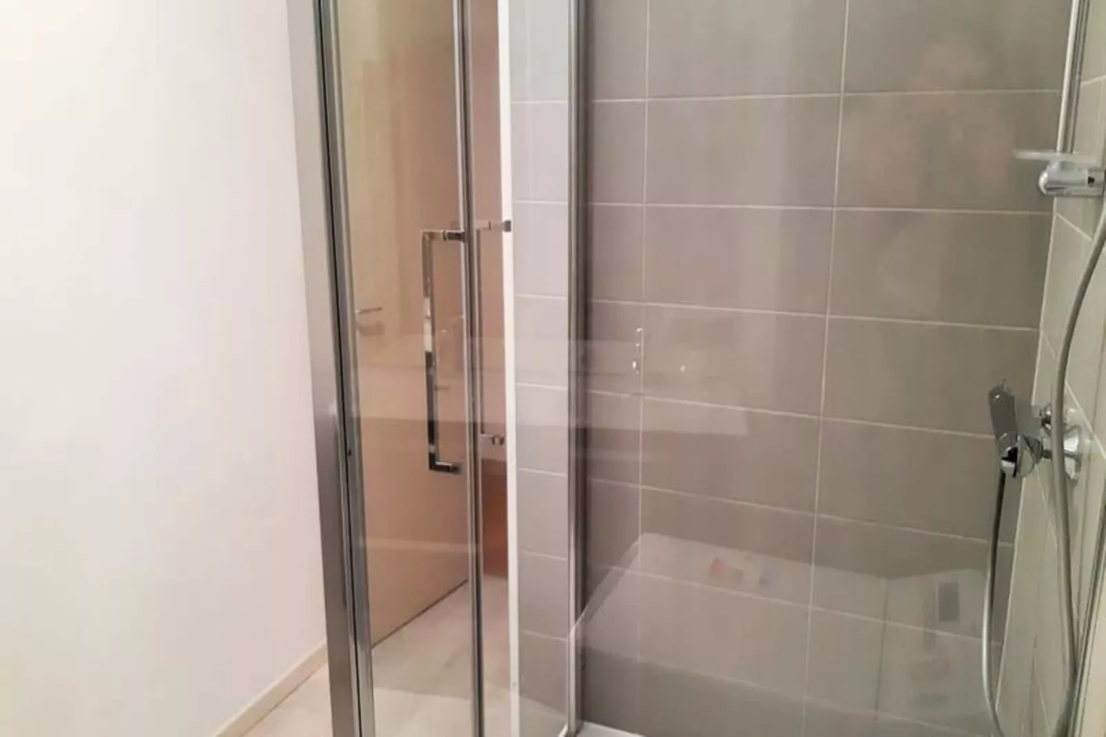 Résidence Tyrol-Badkamer