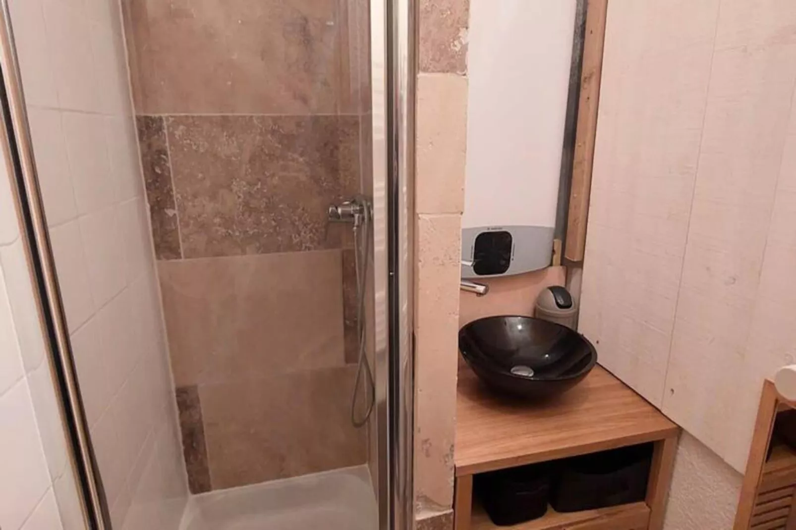 Résidence Alpheratz-Badkamer