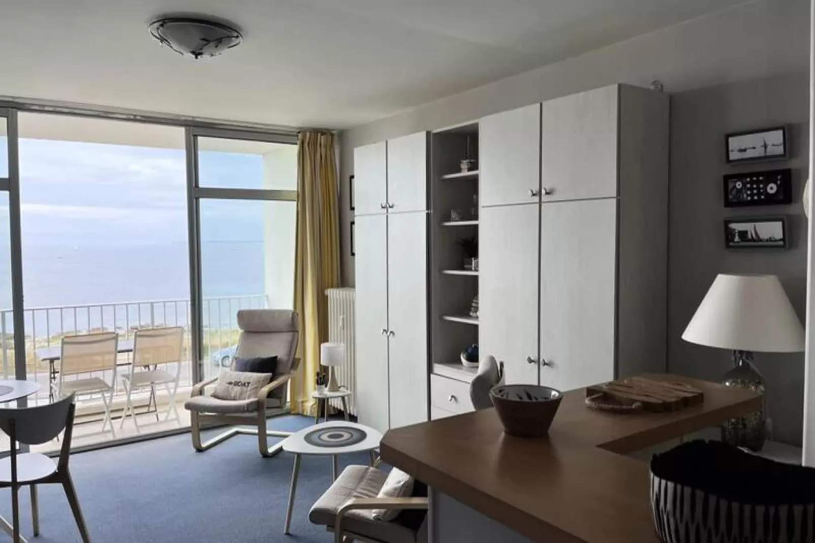 Résidence Vue Sur Les &icirc;les  2&egrave;me &eacute;tage Proche Thalasso-Woonkamer