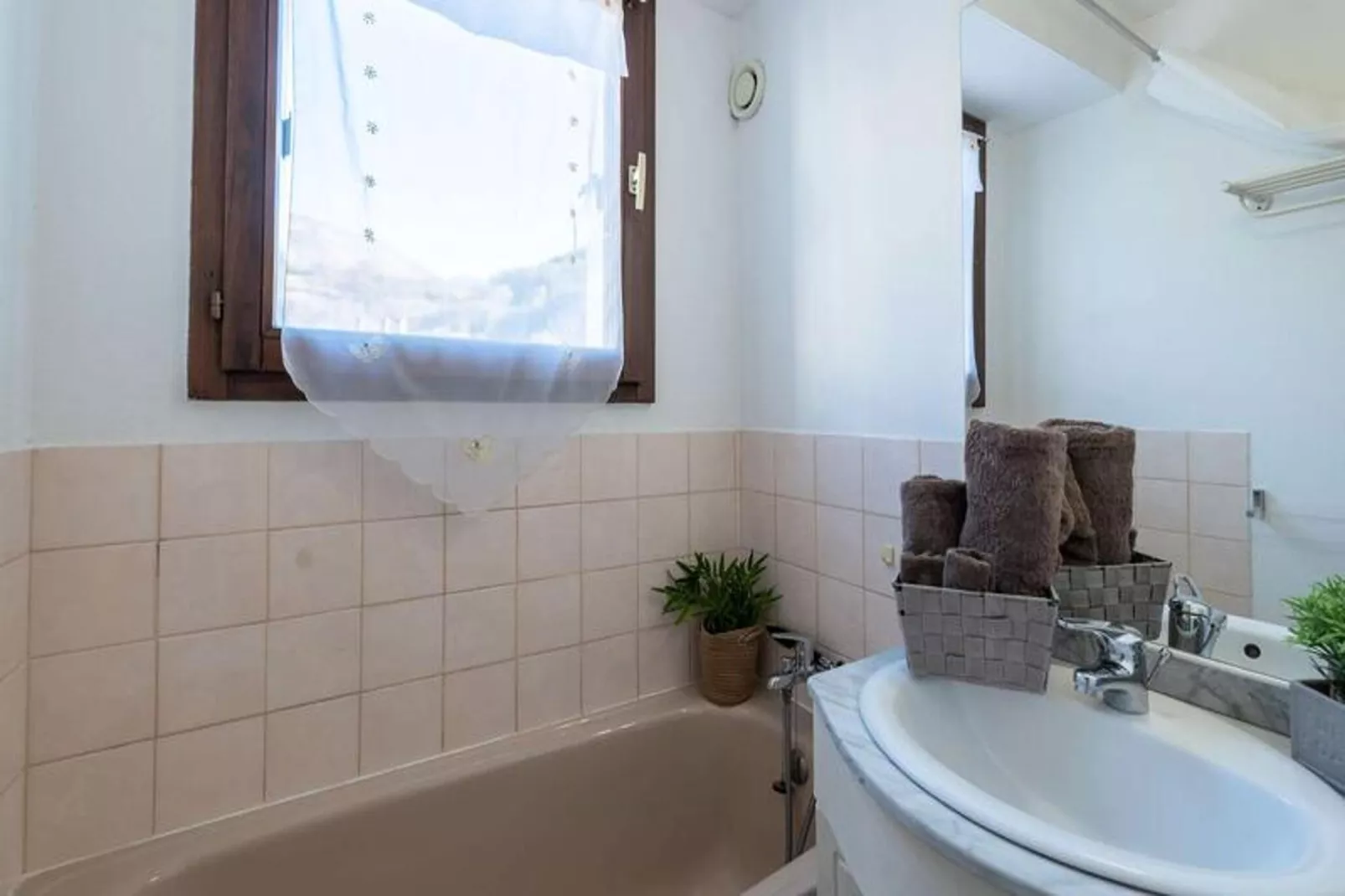 Résidence H.th.i:iris-Badkamer