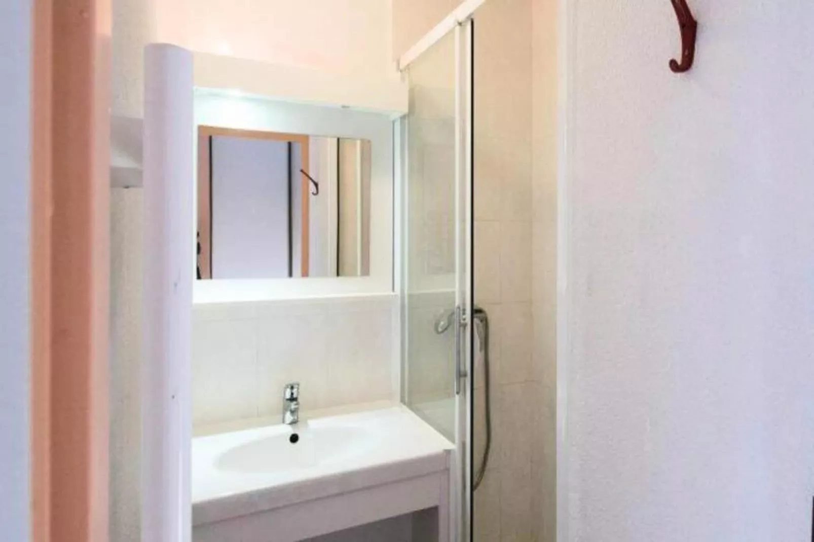 VVF Résidence Les Angles Pyrénées-Badkamer