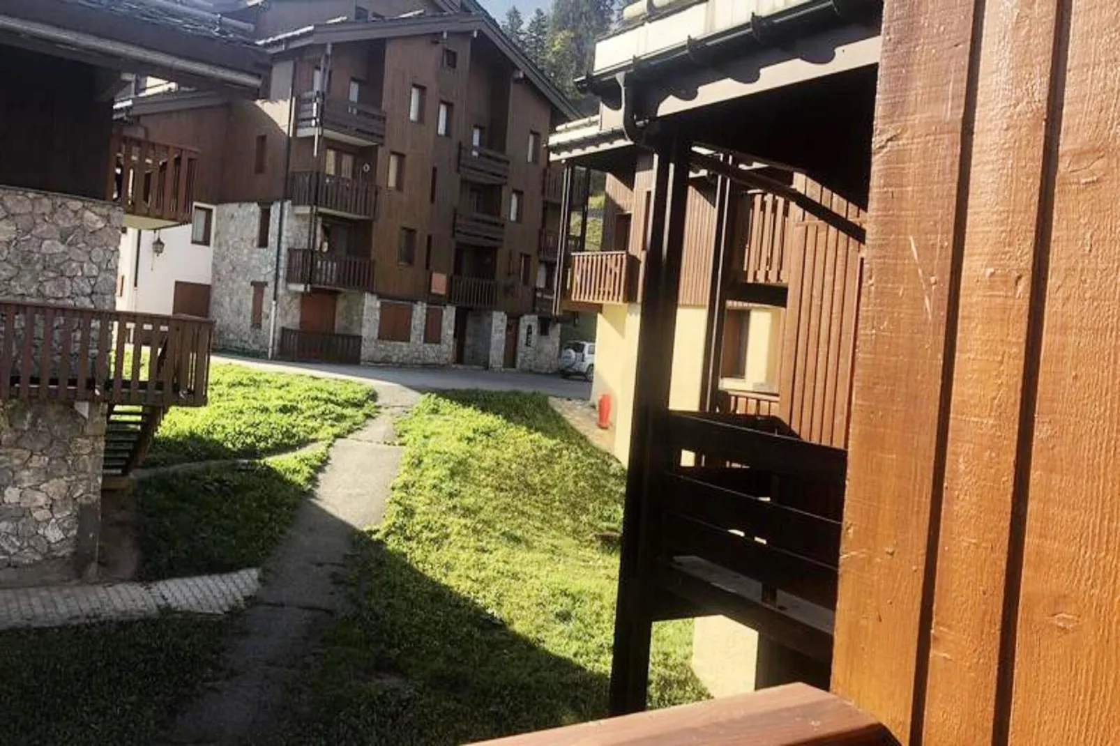 Résidence Lauziere Dessous-Badkamer